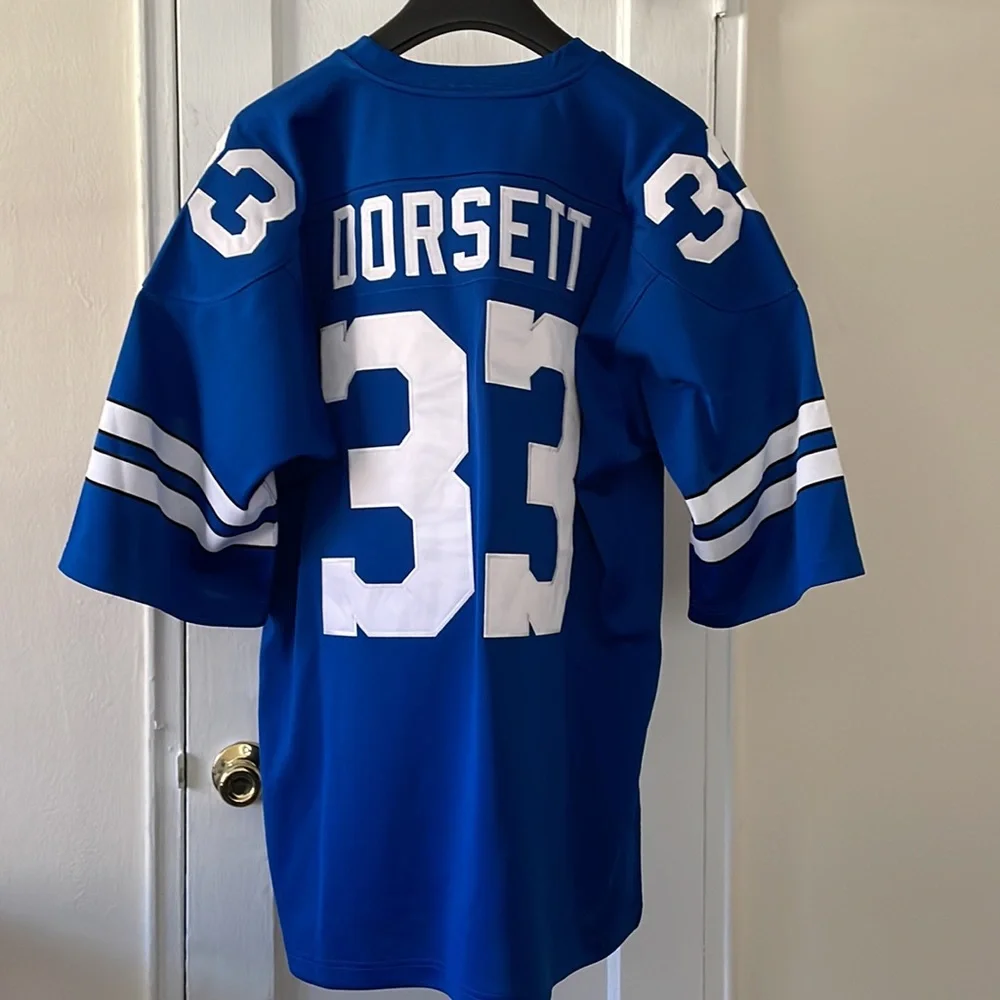 Dallas Cowboys Authentic Jersey - Picture 2 of 9